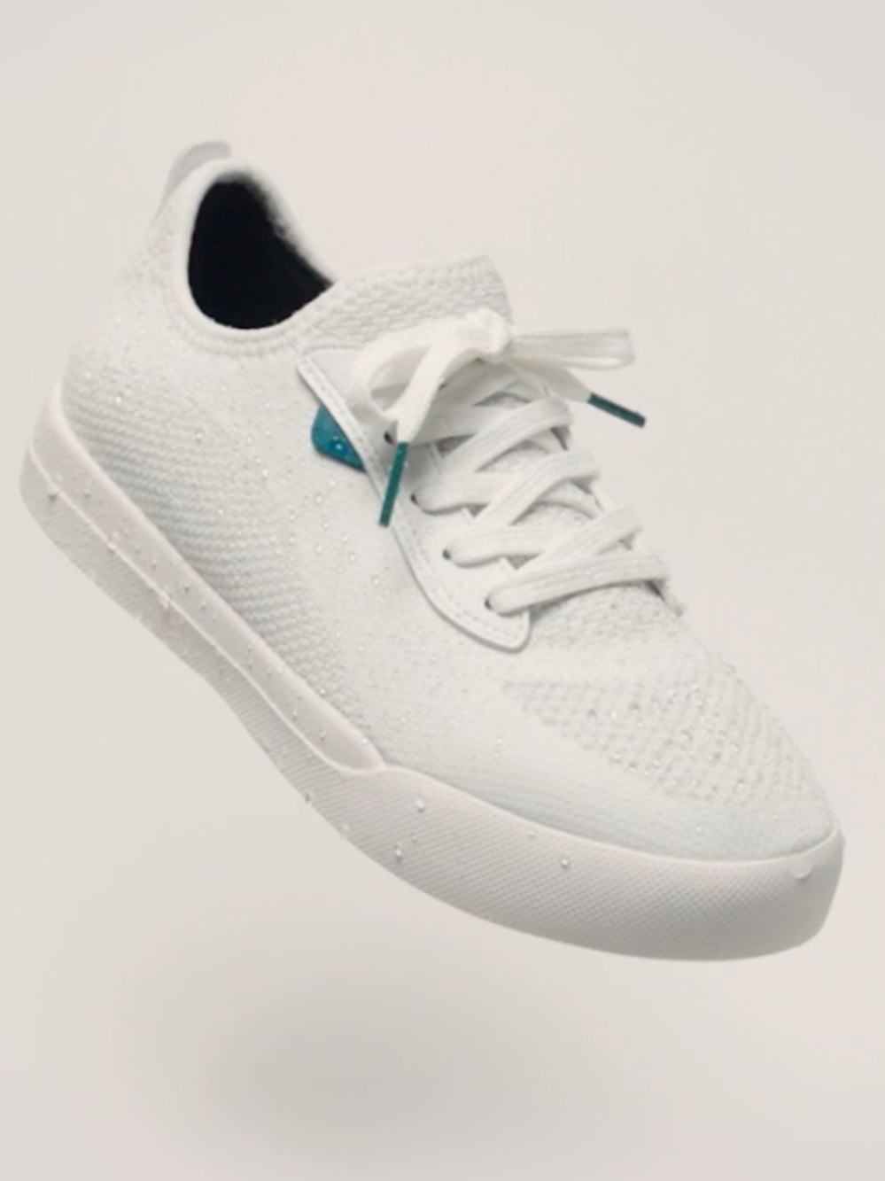 Vessi weekend classic women's White Slip-On Knit Sneakers